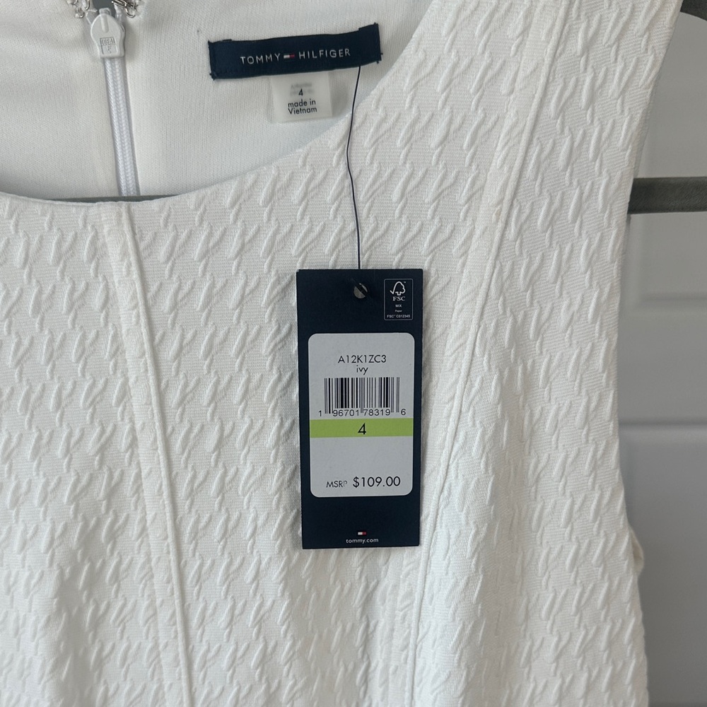 White Tommy Hilfiger Dress Size 4 NWT - Picture 3 of 6